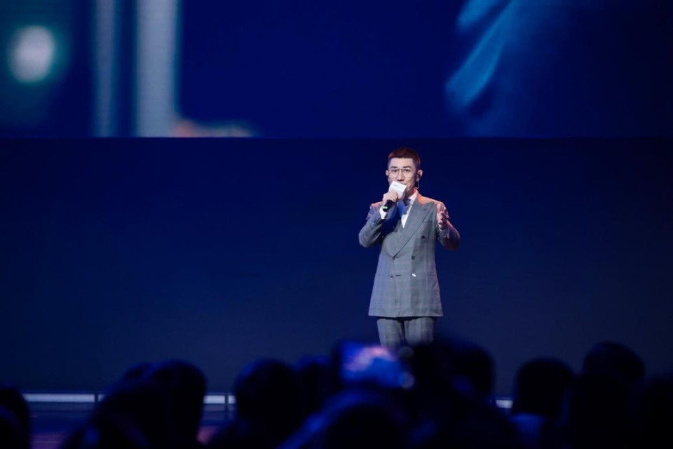 “超大杯”的获得感，吉利中国星双旗舰加新上演“价值”狂飙