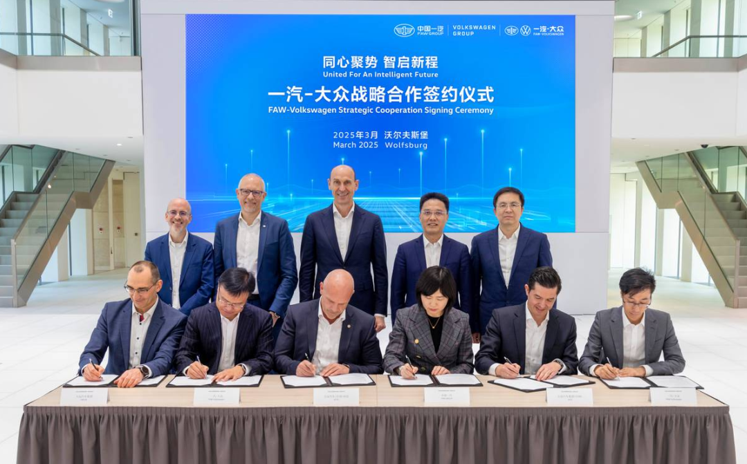行业丨一口价掀桌、加深本土化，2025合资品牌在中国的打法变了