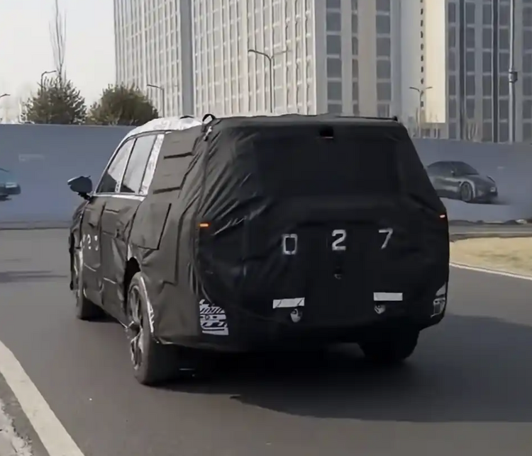 小米2026年要出增程SUV！综合续航突破1500km