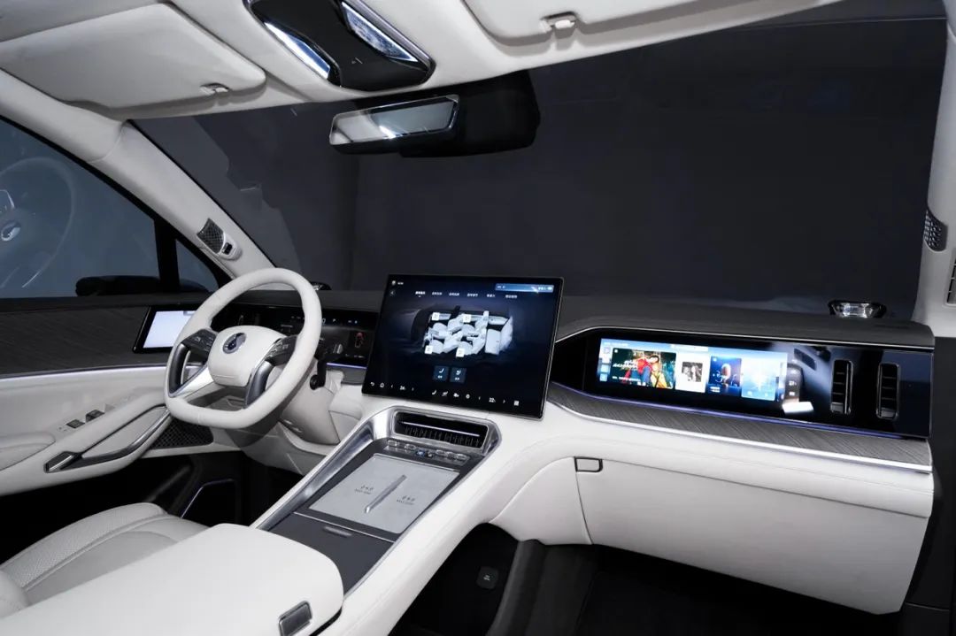 科技重构旗舰SUV 腾势N9震撼上市不再低调 38.98万元起
