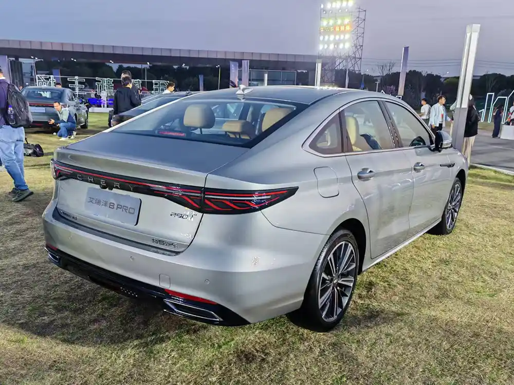 奇瑞艾瑞泽8 PRO上市，限时10.39万起，配L2+智驾