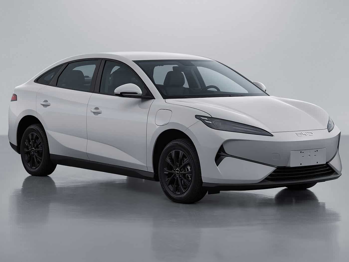 比亚迪E7最新预告图来了，定位纯电中型车，主打网约车市场