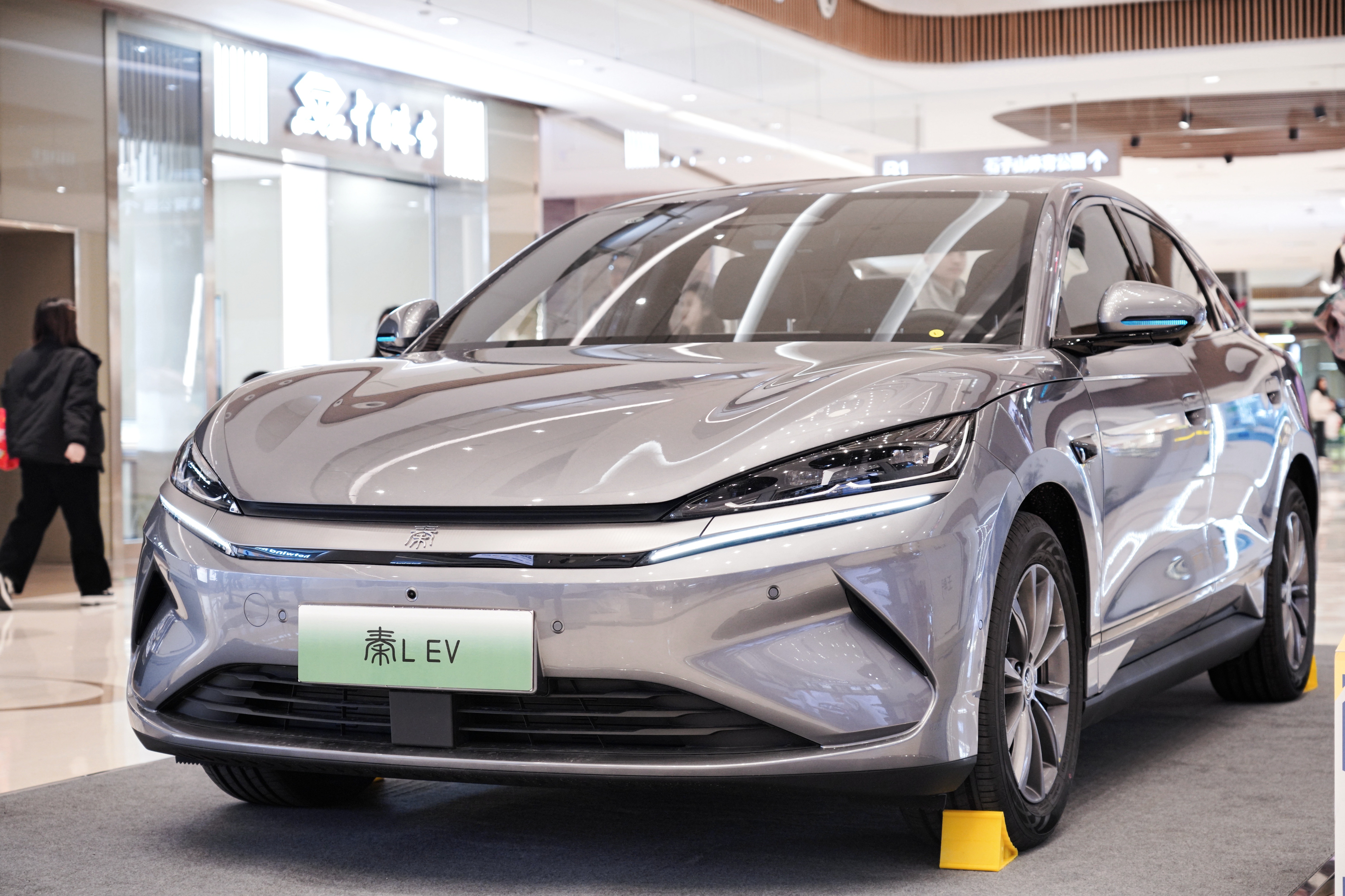 高阶智驾上车！比亚迪秦L EV有望成为12万级新能源轿车首选