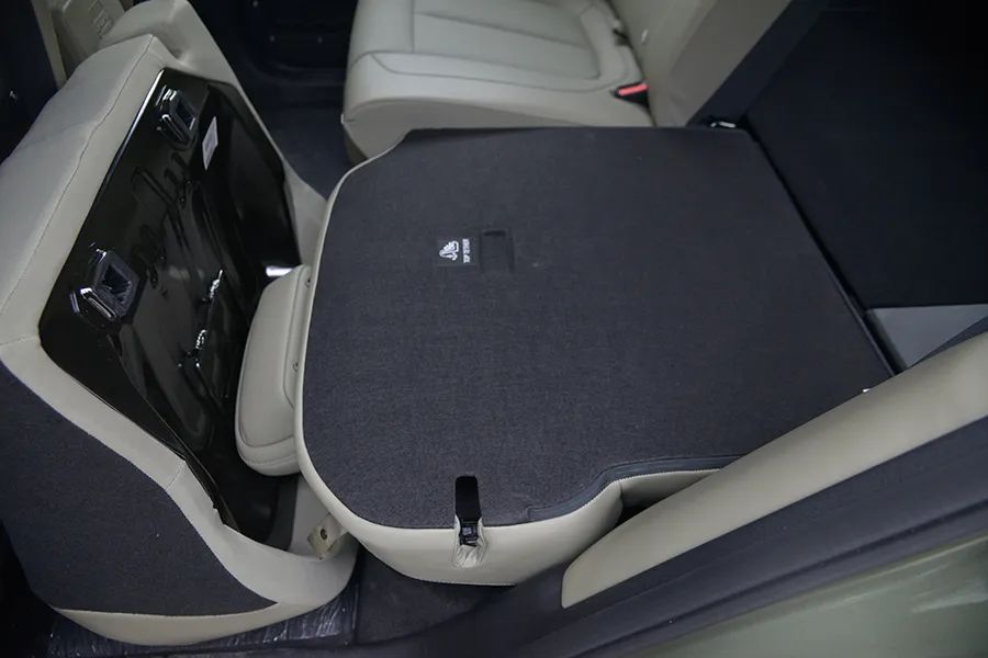 奇瑞iCAR V23：复古越野方盒子，只要10万，回头率100%！