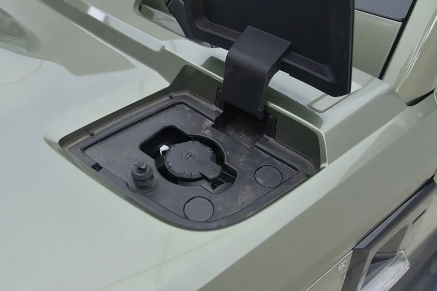 奇瑞iCAR V23：复古越野方盒子，只要10万，回头率100%！
