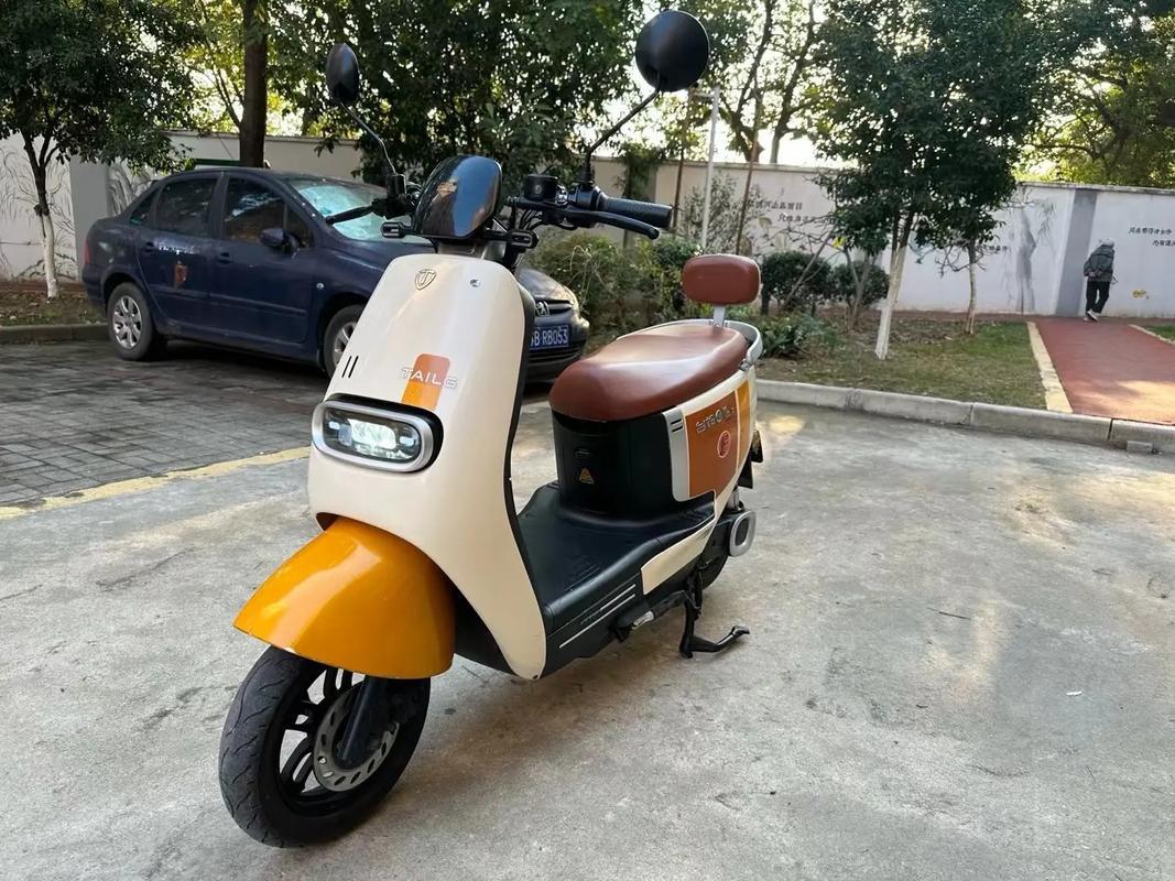 外卖骑手生存指南：5000元预算该买车还是租车？客观数据算给你看
