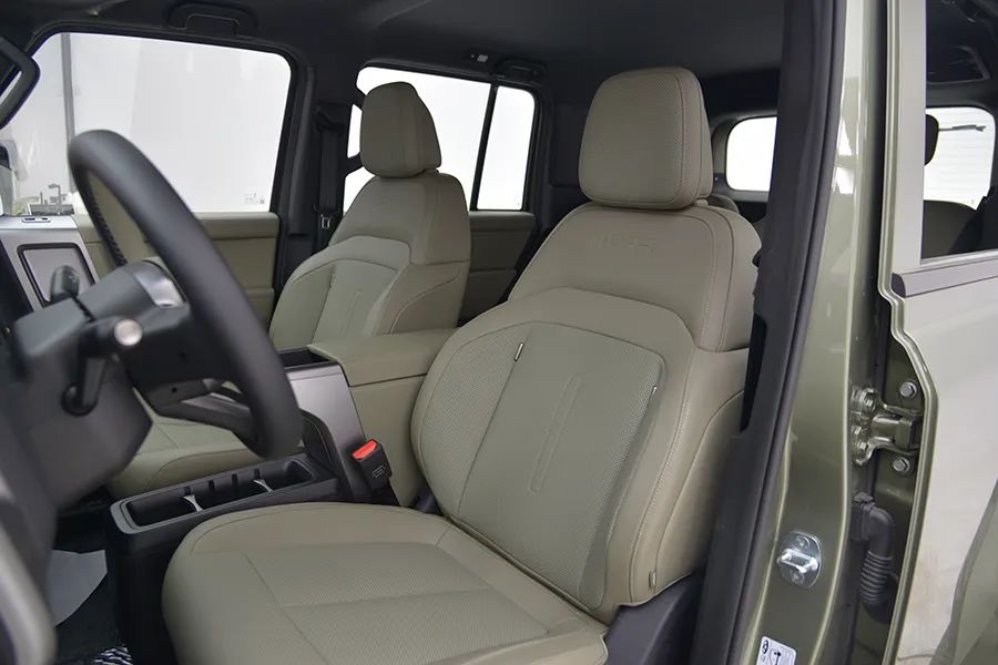 奇瑞iCAR V23：复古越野方盒子，只要10万，回头率100%！