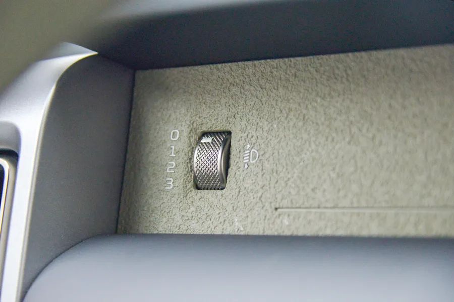 奇瑞iCAR V23：复古越野方盒子，只要10万，回头率100%！