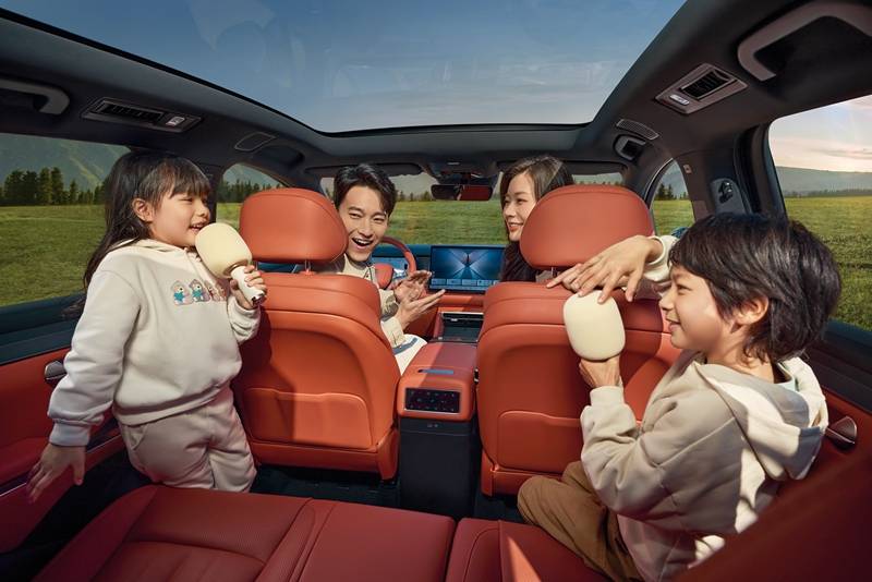 大家庭的第一台旗舰SUV 比亚迪唐L售22.98万元起