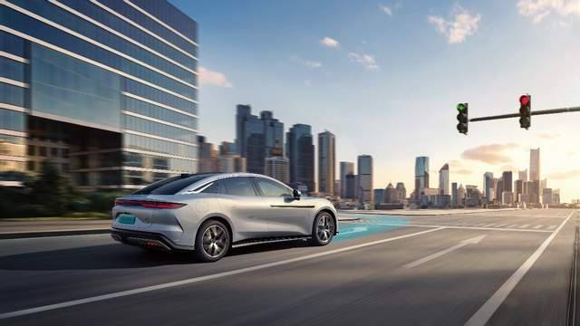 比亚迪汉L上市，年轻人第一台旗舰轿车20.98万起售