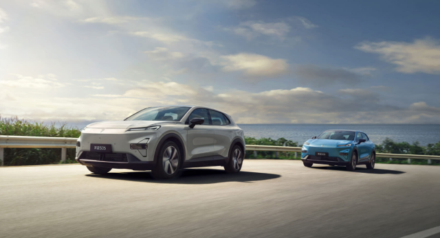 10万级选纯电SUV，深蓝S05、零跑B10谁更值得买？