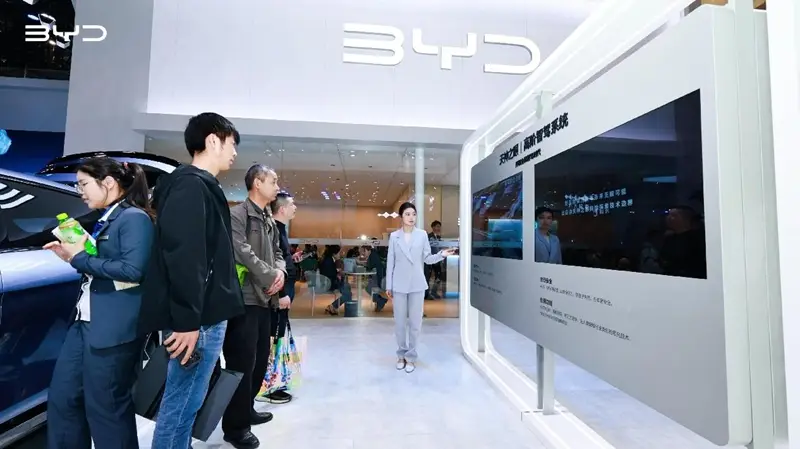 比亚迪海洋网海狮05EV惊艳亮相大河春季国际车展