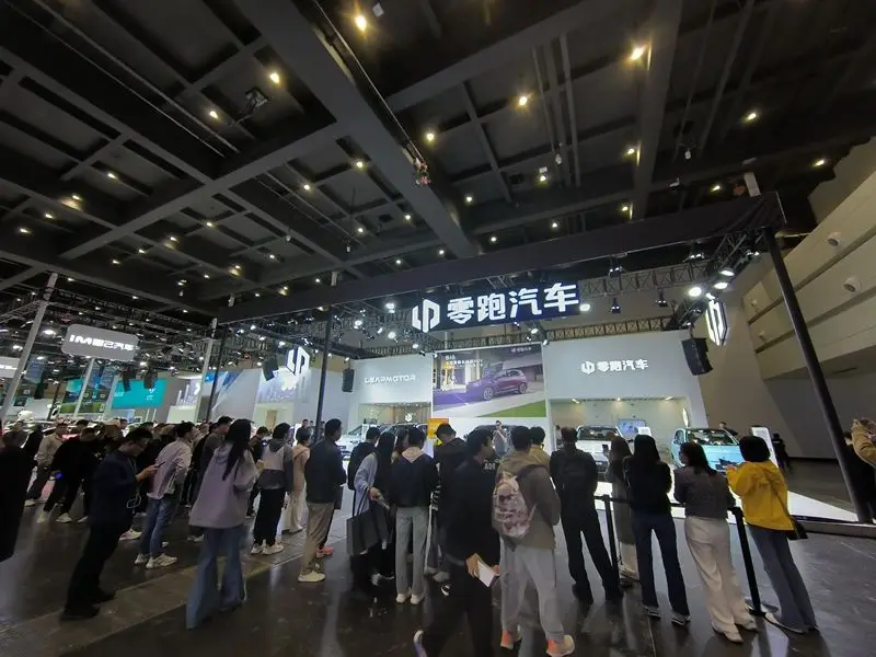 激光雷达+高通旗舰双芯组合 零跑B10售11.98万起