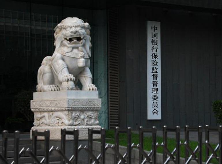 车辆在极端天气中被损坏，保险公司能否拒绝理赔？