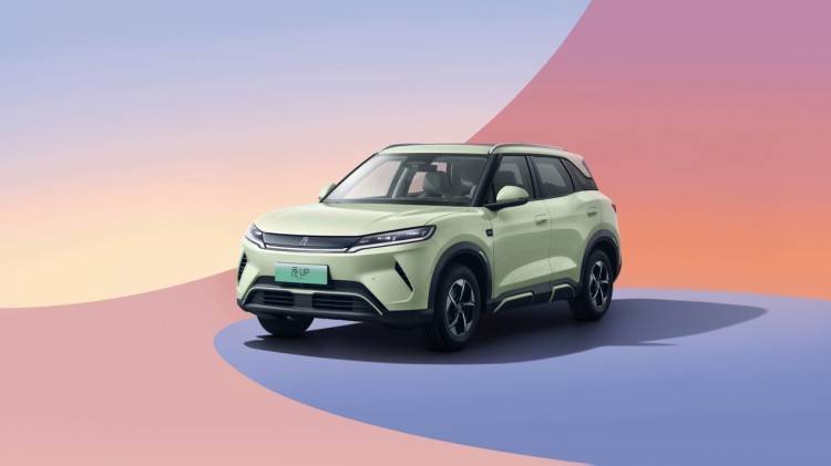 不止智驾更要低价，元UP智驾版限时宠粉8.98万元起