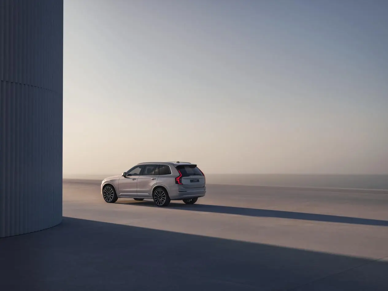 沃尔沃全新XC90：安全、智能、豪华再进化，重塑北欧旗舰新标杆