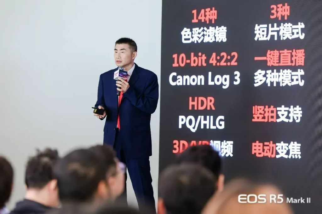 从动态追焦到便携随拍！佳能三款机型如何定义创作边界？