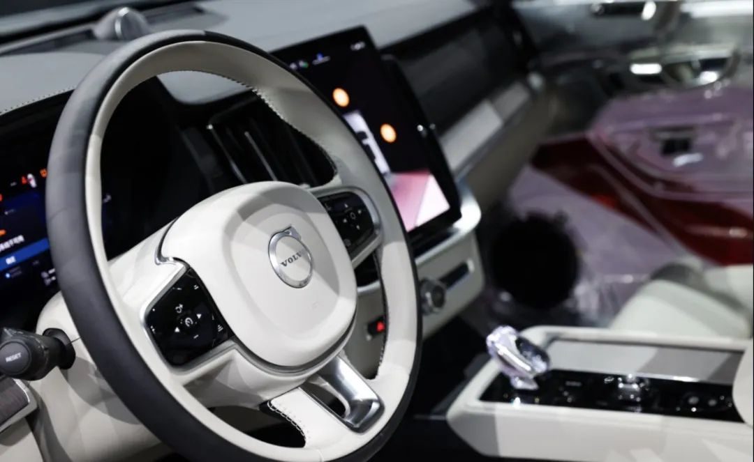 47.9 万元起！全新沃尔沃 XC90有样东西，新势力十年学不会！