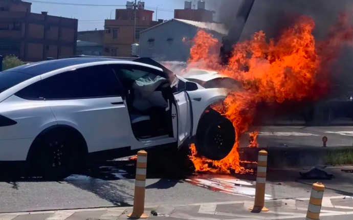 强制“不起火、不爆炸”，动力电池新规倒逼市场完成升级！
