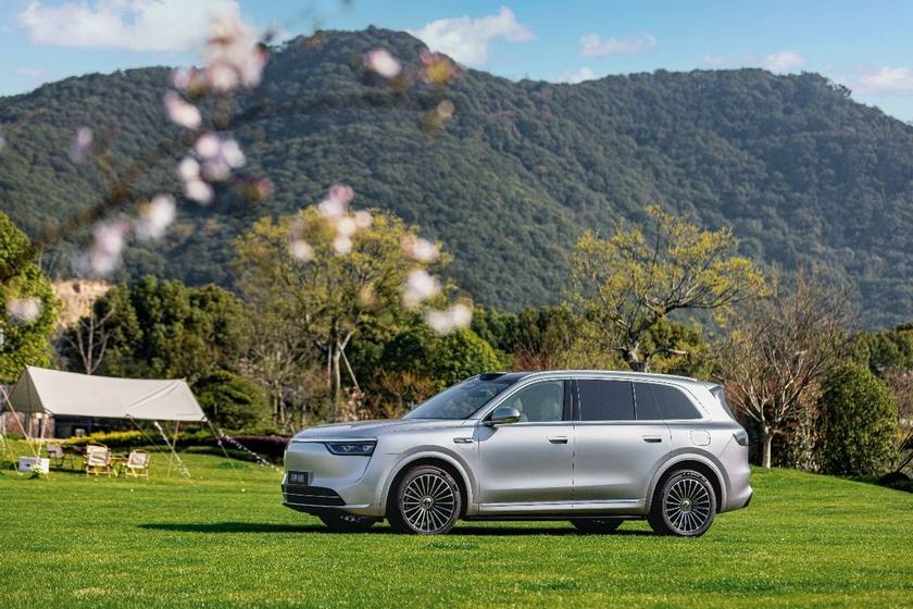赛力斯何利扬：问界出品皆精品！问界M8三年磨一剑智慧又安全