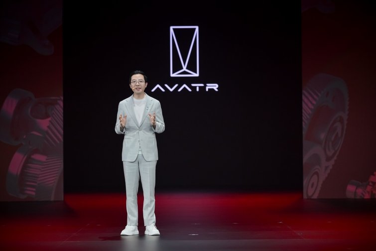 20.99万起！阿维塔06携“满血华为”科技 定义年轻人的豪华新选择