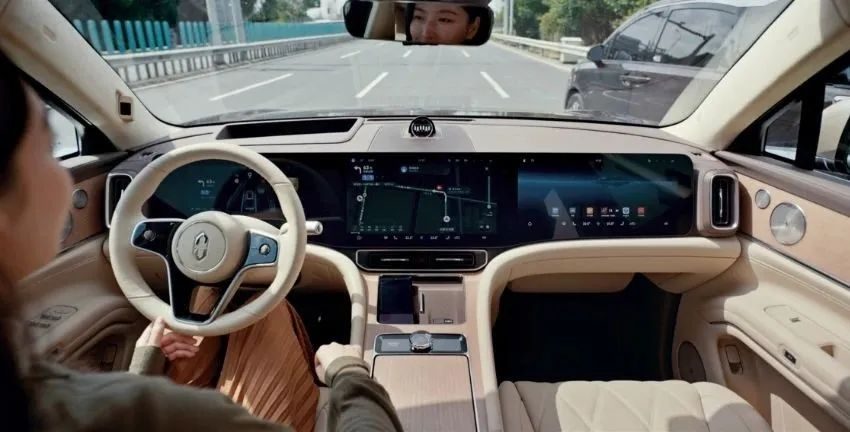 鸿蒙智行，开始囊括我们的衣食住行丨New Tech