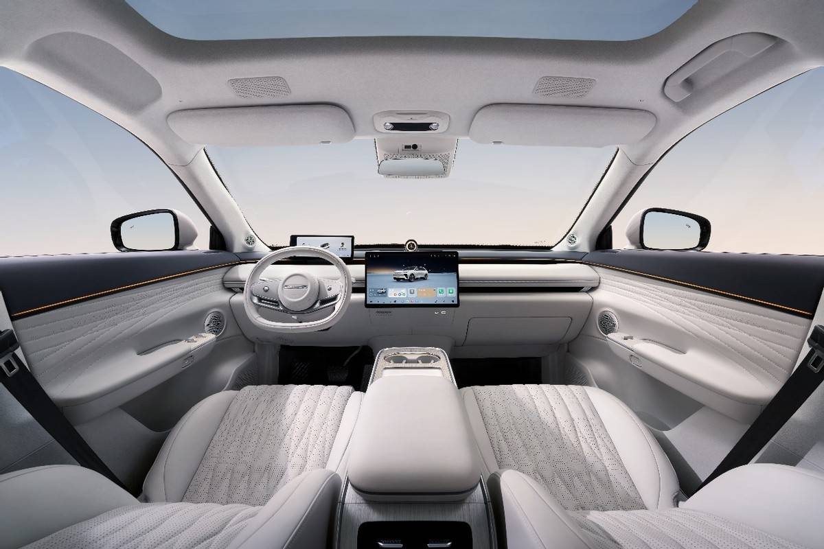 真C级中大型 SUV 2025款星纪元ET上市