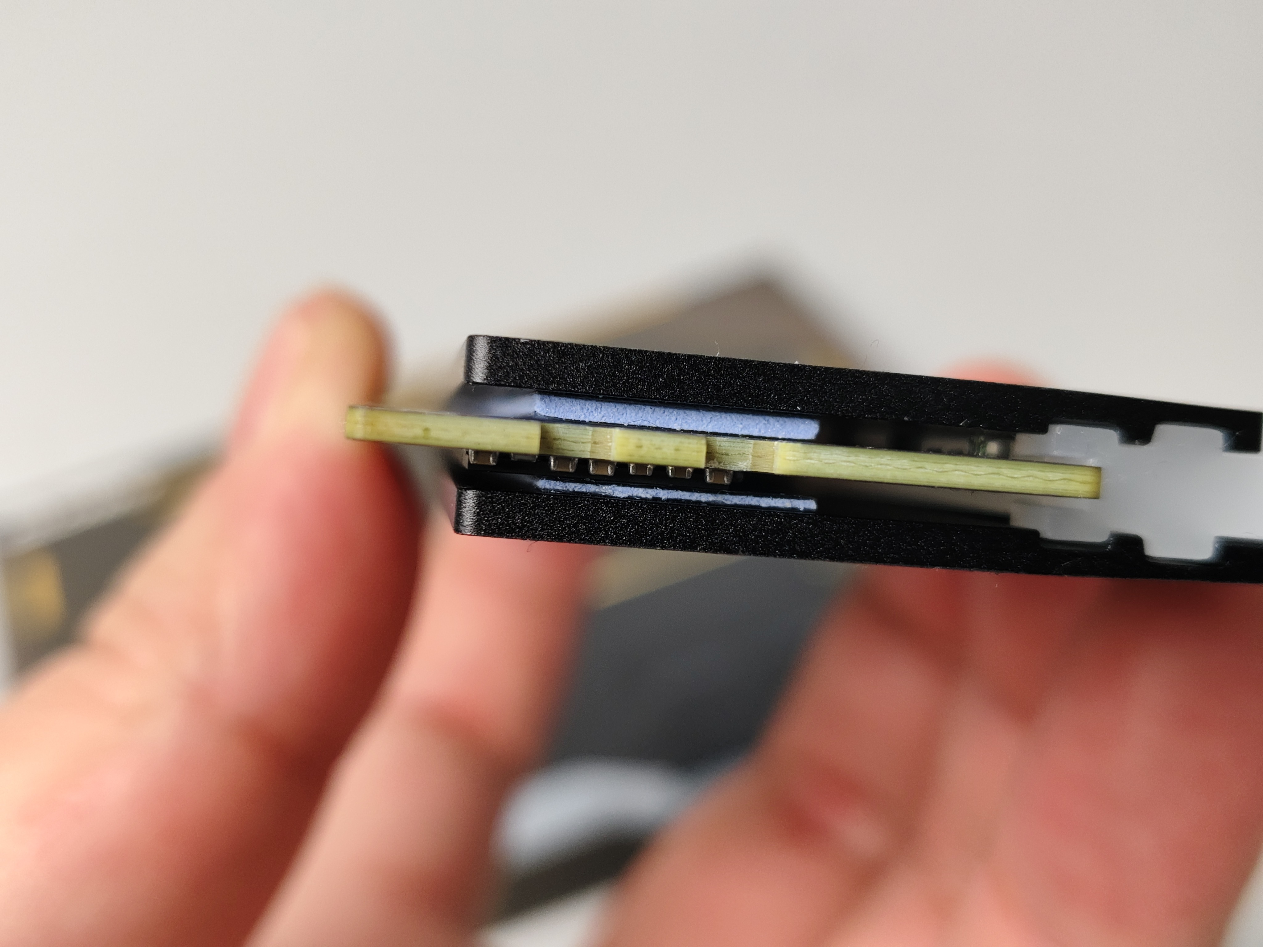 不到1500拿下48G DDR5！光威推出Mdie颗粒龙武内存