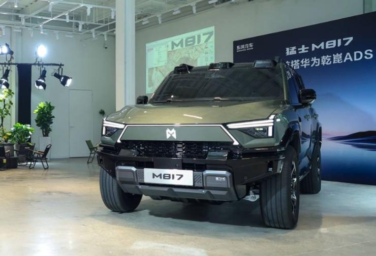 抢先打卡猛士M817：华为buff叠满，值不值得等？