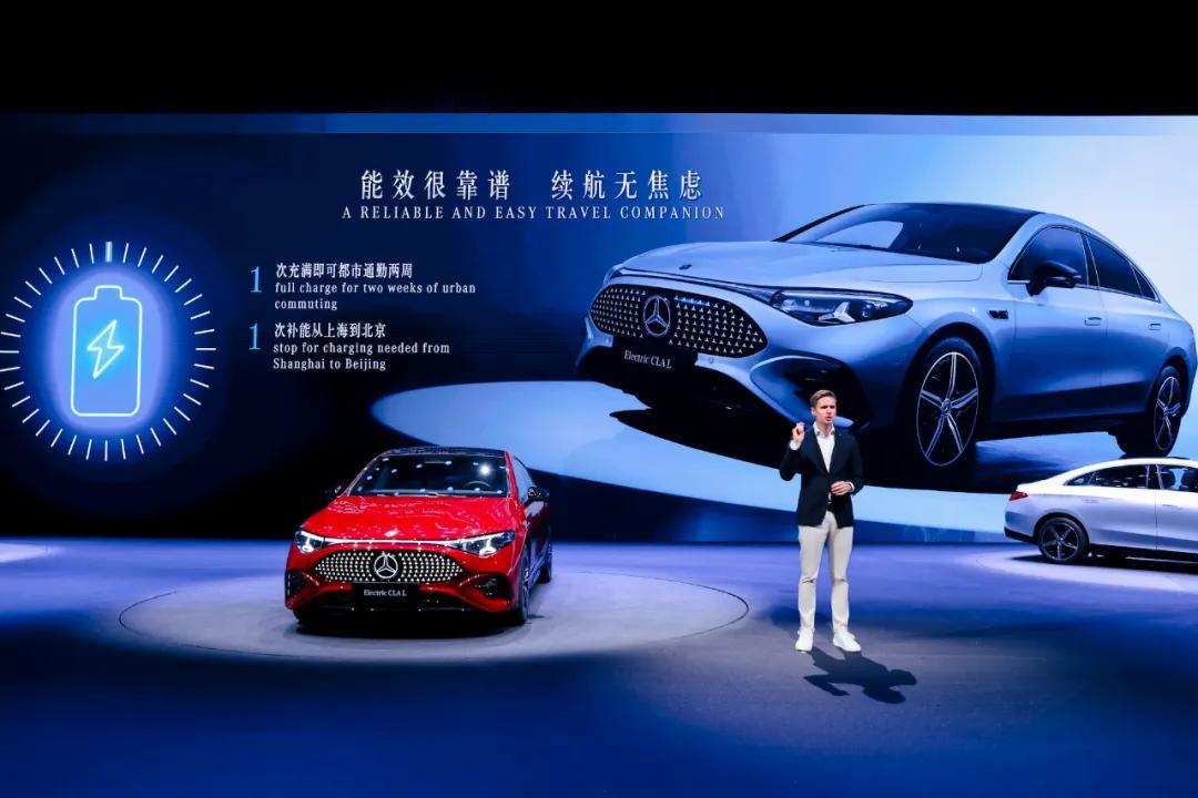 梅赛德斯-奔驰最强产品及科技亮相沪上