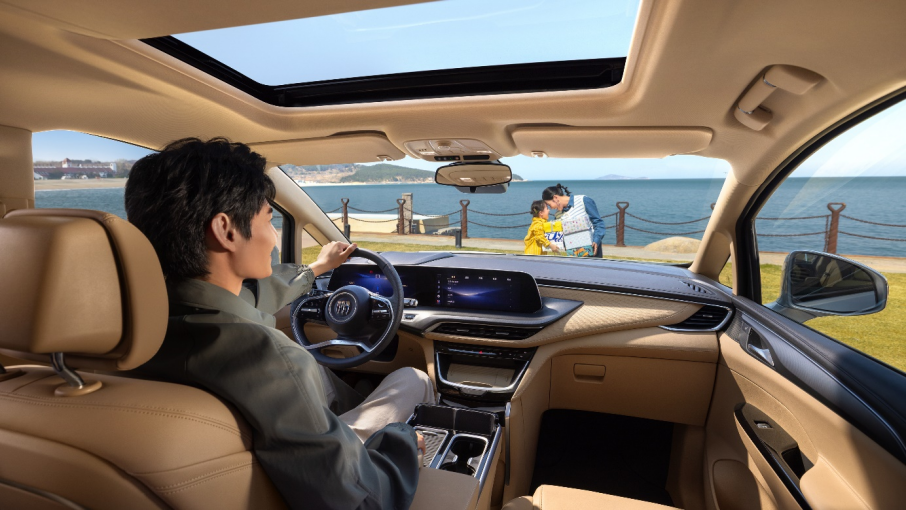 更好的新能源MPV  别克GL8陆尚售价24.99万起