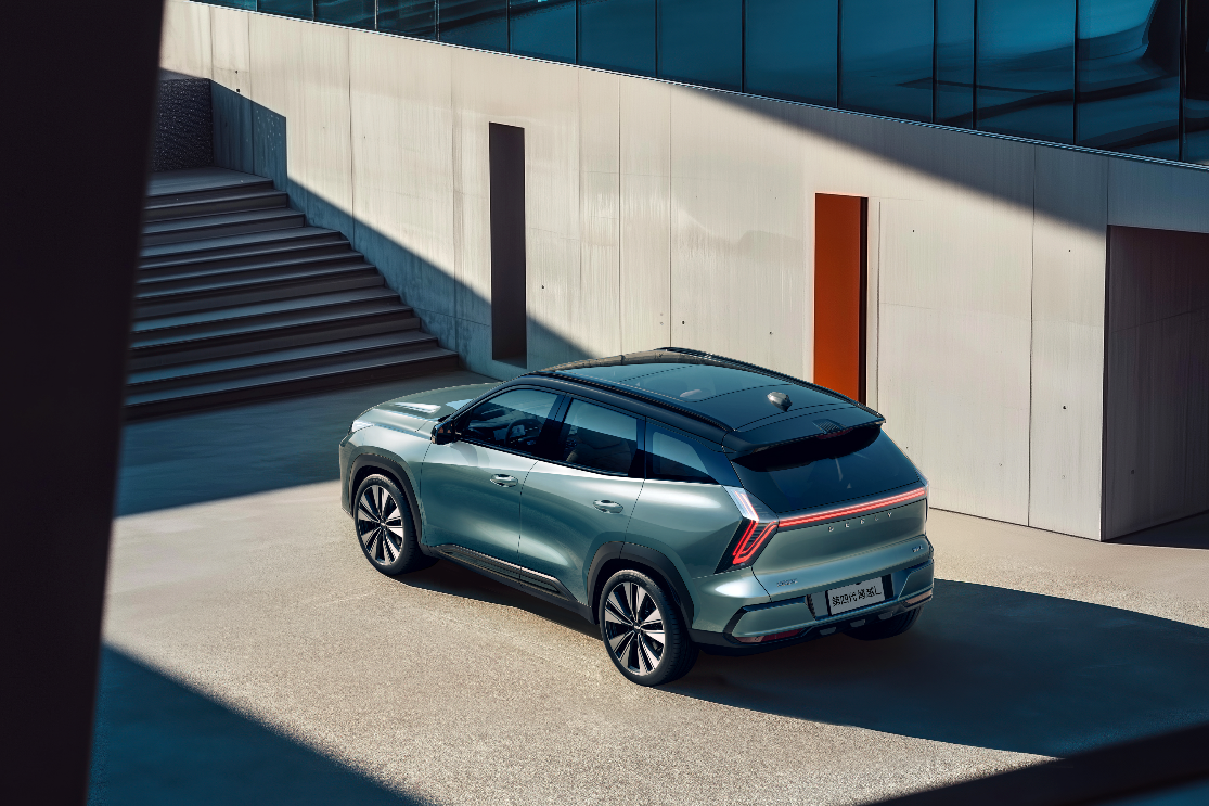 入门即高配，预售指导价10.59-13.29万元，“三好SUV”第四代博越L开启预售