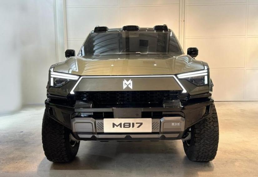 抢先打卡猛士M817：华为buff叠满，值不值得等？