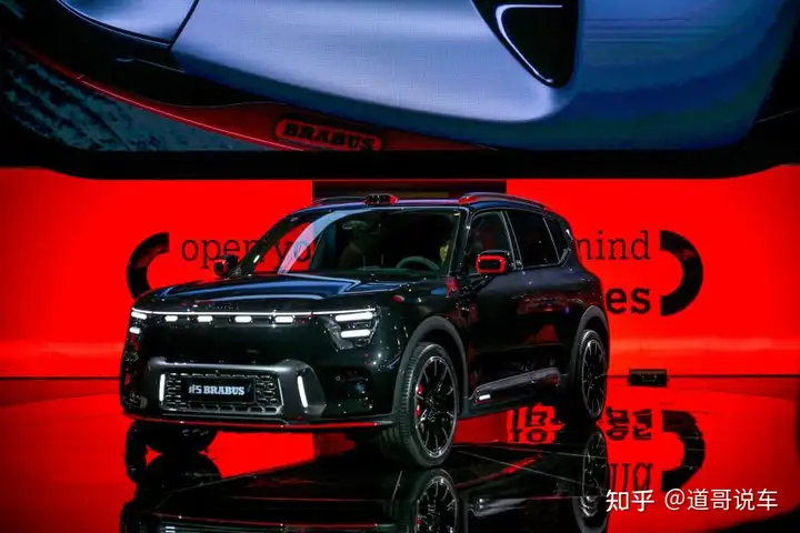 smart打出三副王炸 全新#5 BRABUS 超能版、超长续航豪华四驱版上市