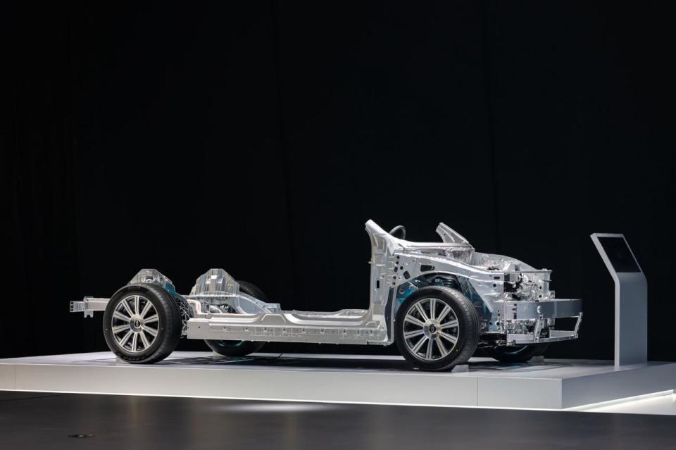 赛力斯技术矩阵亮相上海车展 构筑坚实技术护城河