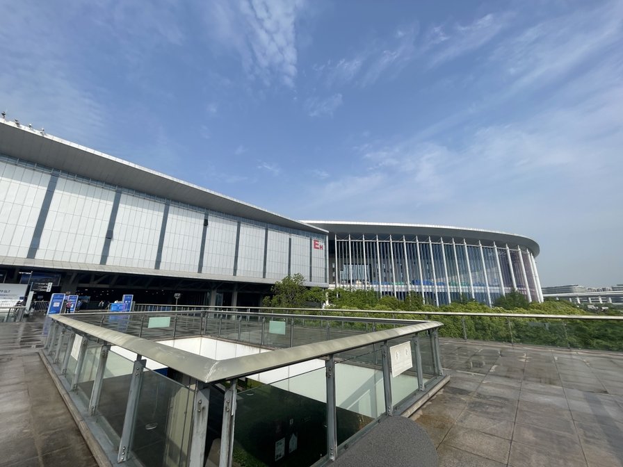 数智.驾驭：邢车博士上海车展系列报道之海狮06双车领衔，比亚迪海洋网5款新车全球首发，掀起海洋新浪潮