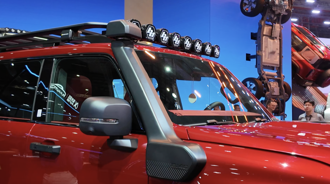 BJ40增程赤兔版上海车展发布，硬派SUV“六边形战士”如何炼成？