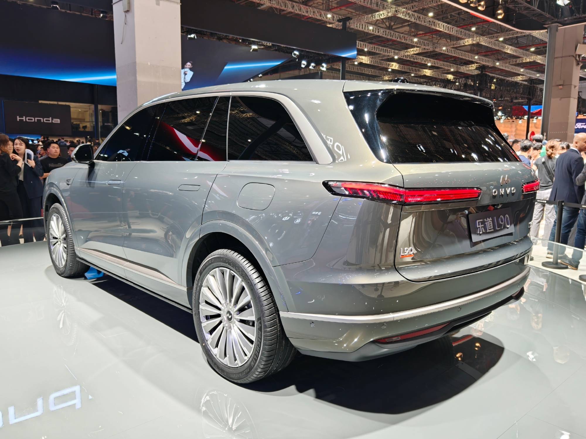 看完2025上海车展，最有机会爆款的新车竟然是乐道L90？