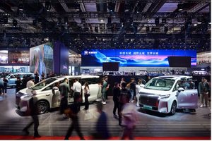 为用户而变！魏牌全新“双山”登陆2025上海国际车展
