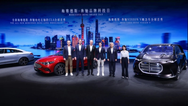 奔驰发布两款重磅新车，汽车发明者对电动车做新“标定”
