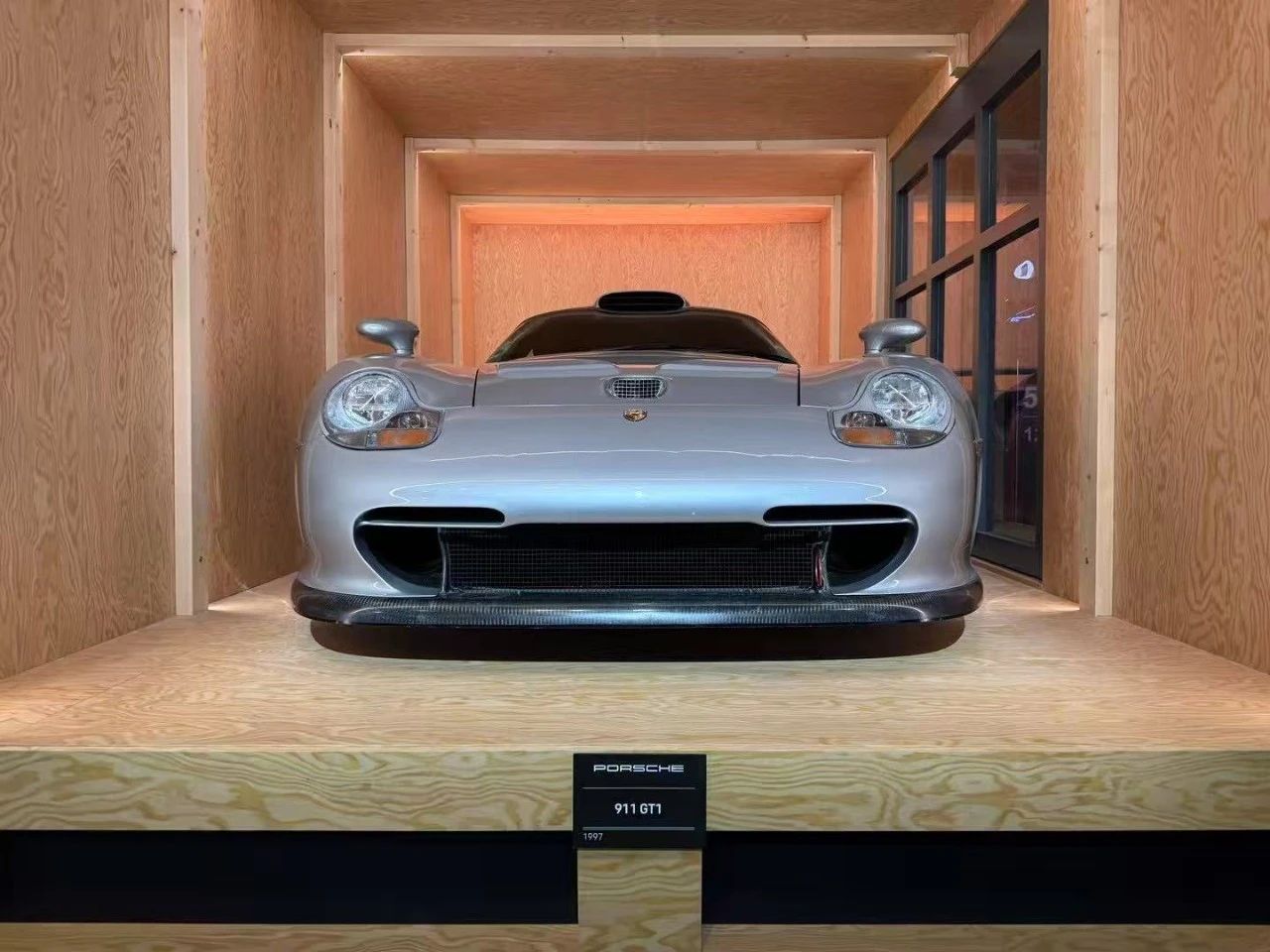 上海国际车展中都藏着哪些经典老车？