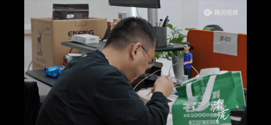 上海车展进行中，谁还关心夏一平？