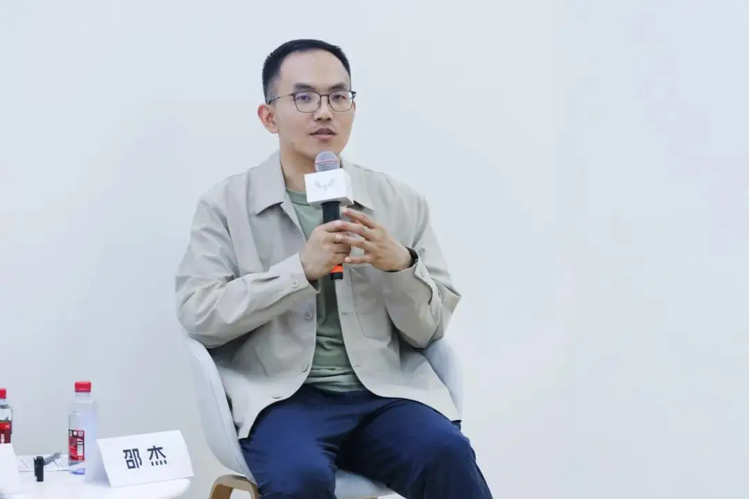 专访 | 五菱：走不同的“向上”路