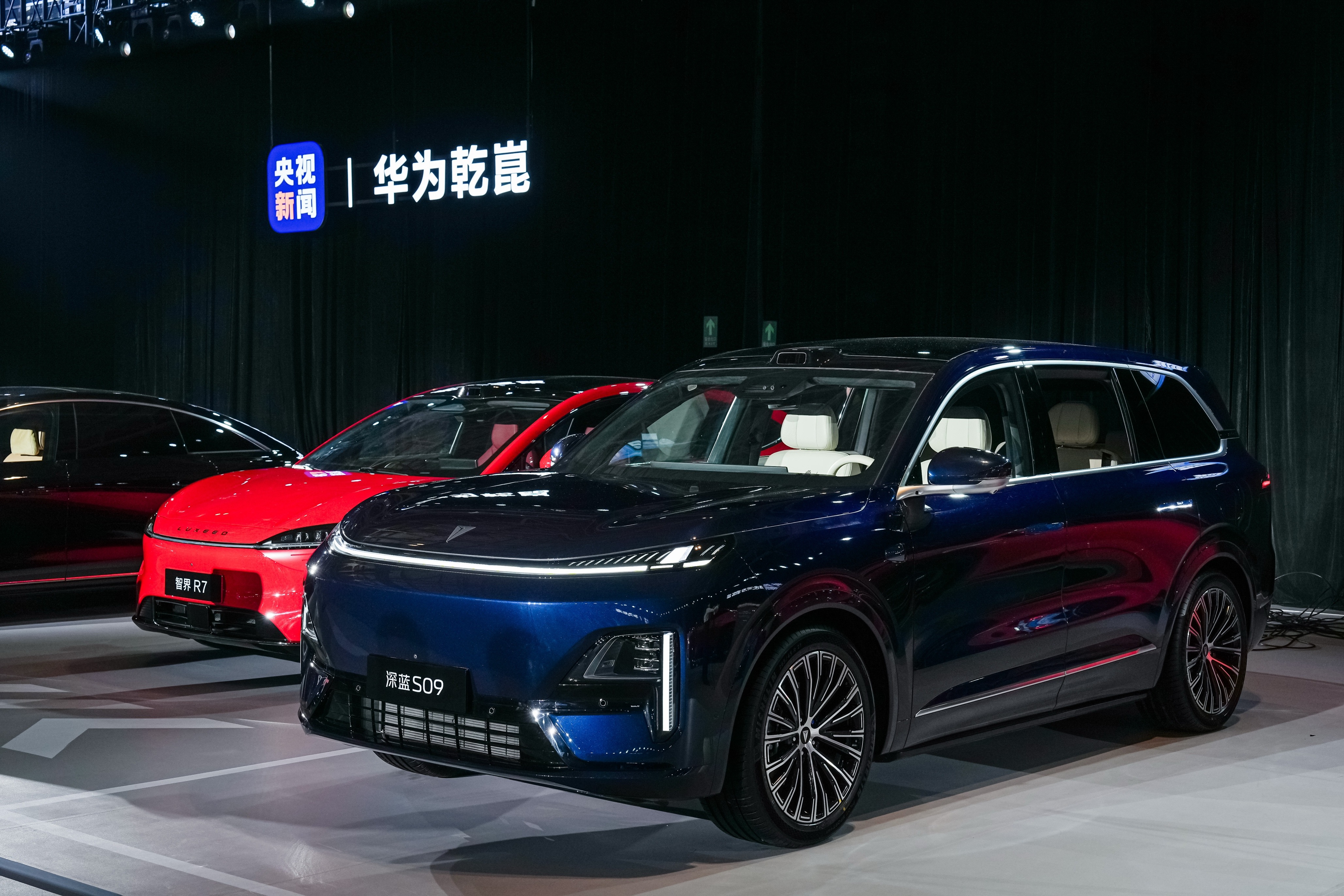 大六座9系新标杆补贴后起步价21.49万，深蓝S09彻底杀疯了！