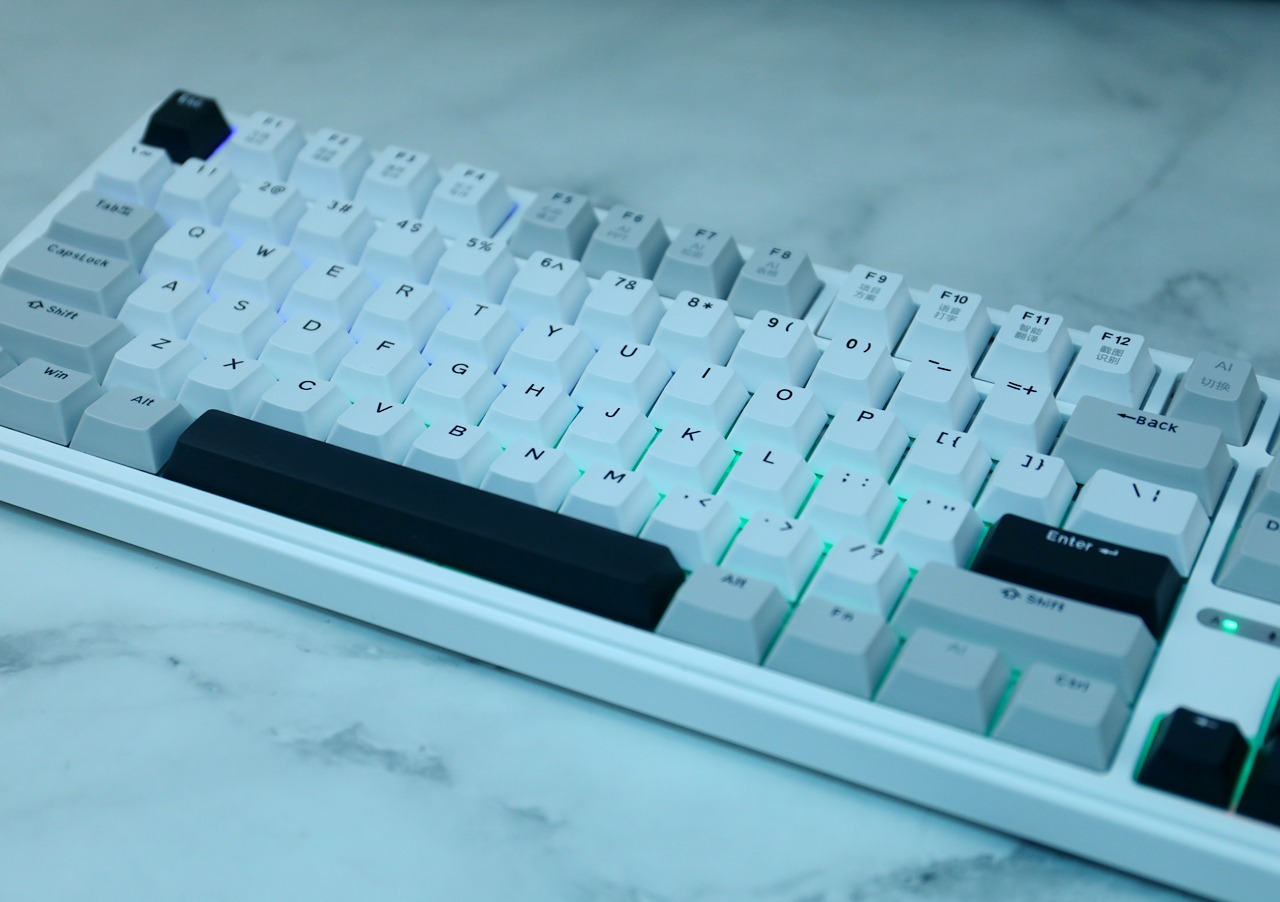 RK87PRO AI 四模机械键盘：会思考的键盘，打工人的职场开挂神器