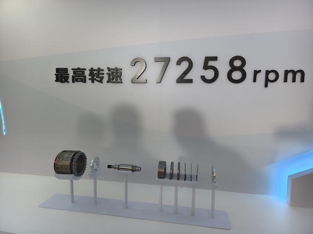 五菱发布多项新技术 6C高锰电池高阶智驾统统都有