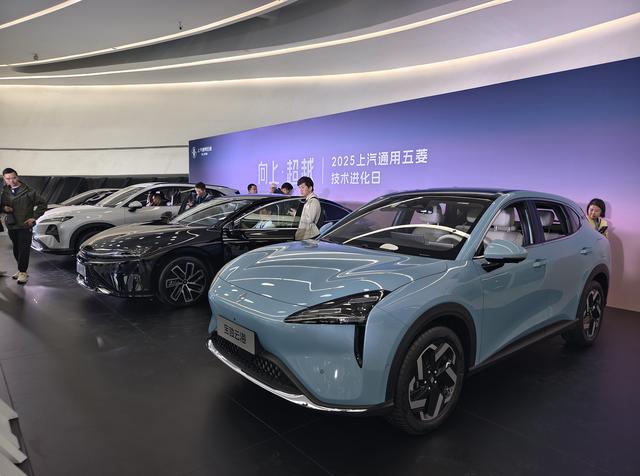 五菱发布多项新技术 6C高锰电池高阶智驾统统都有