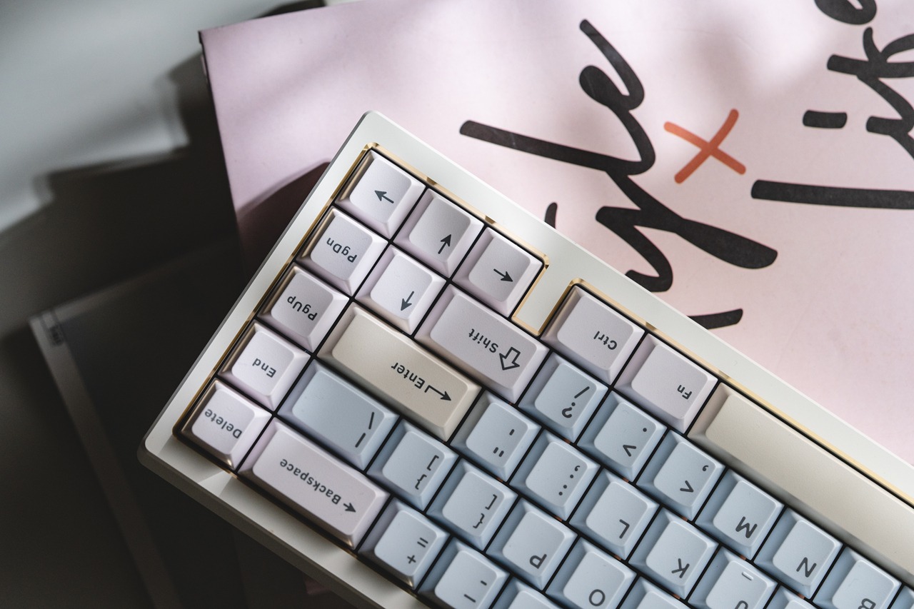 以热爱之名，探寻客制化平衡之道—WOB ZEN65客制化机械键盘评测