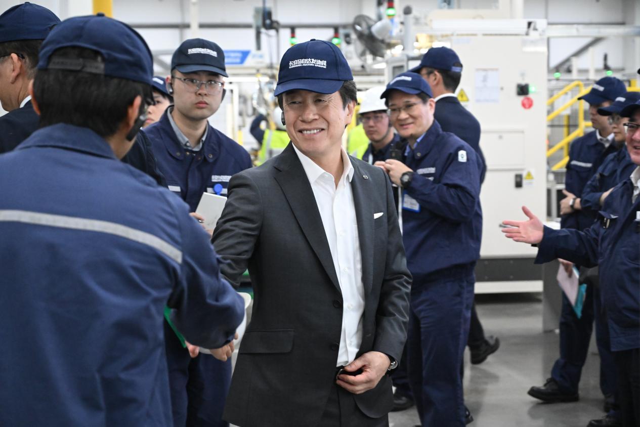 马自达汽车株式会社社长毛笼胜弘走访中国经销商 坚定中国市场发展信心