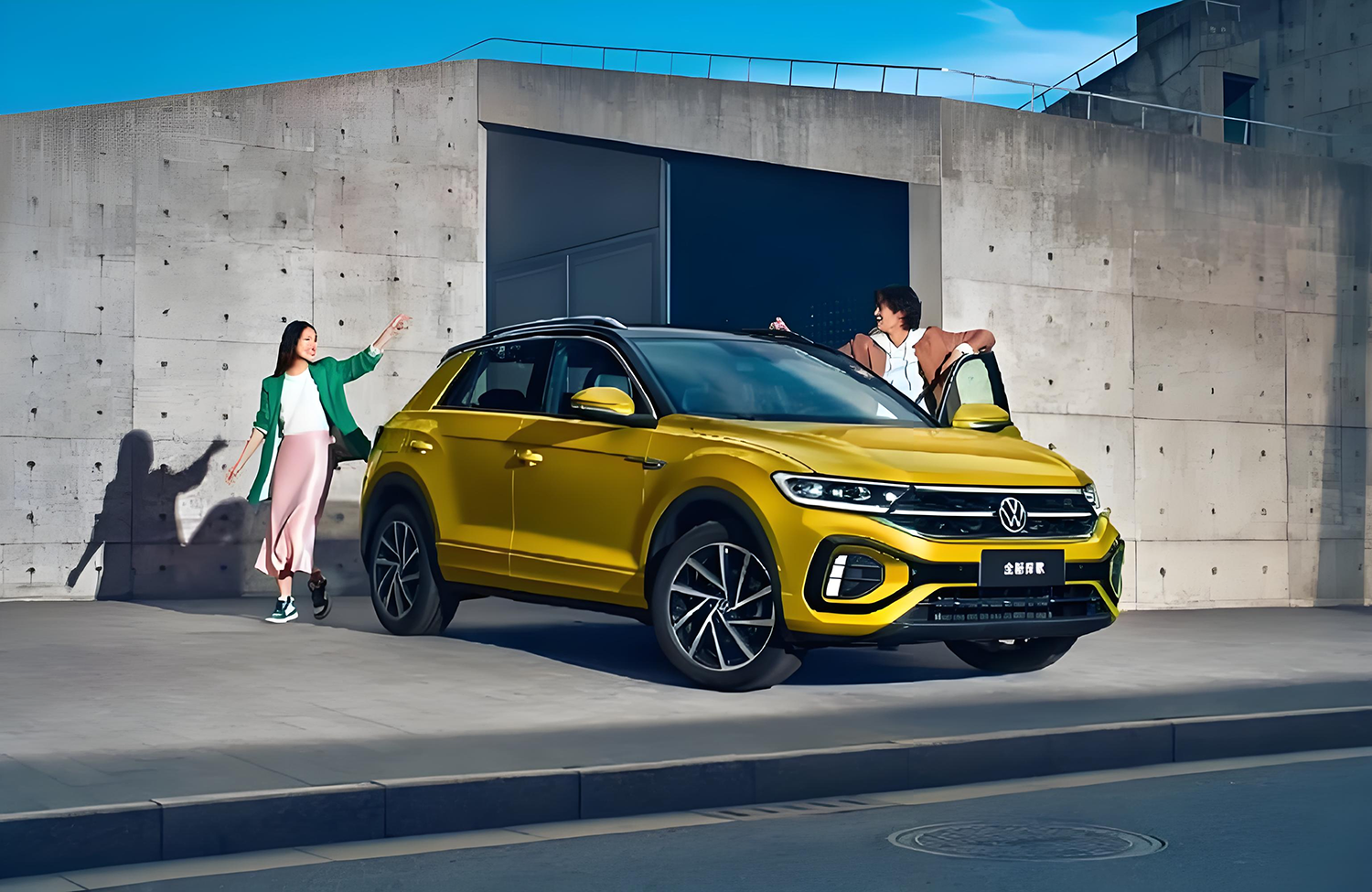 10万预算选合资紧凑SUV！大众2025款改款探歌，该怎么选？